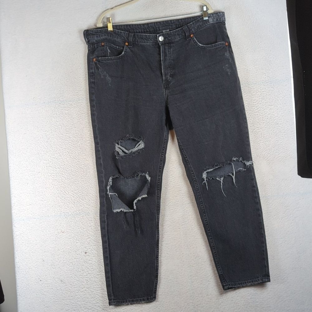H&M Denim Women's Black Distressed‎ Button Fly Boyfriend Jeans Size 16
